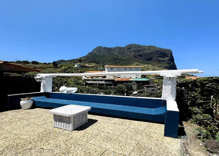 Feriehus In With Garden