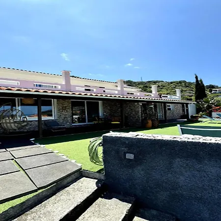 In With Garden Σπίτι διακοπών