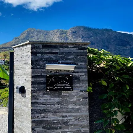 In With Garden * Porto Da Cruz