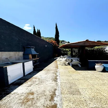 In With Garden Σπίτι διακοπών *