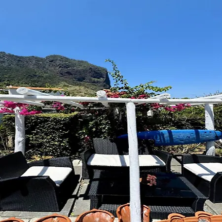 In With Garden * Porto Da Cruz