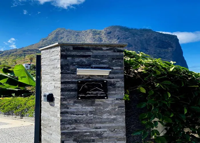 In With Garden * Porto Da Cruz